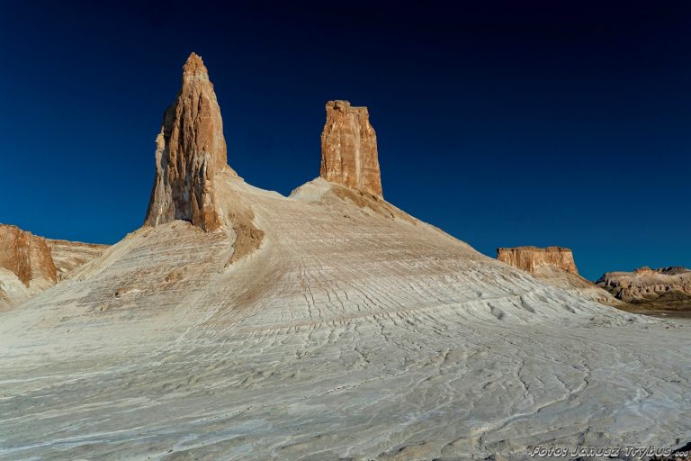 Azja 2024 Kazachstan 10 Bozzhira – eksploracje (11)
